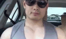 抖胸视频,抖胸舞热潮来袭，动感十足引关注